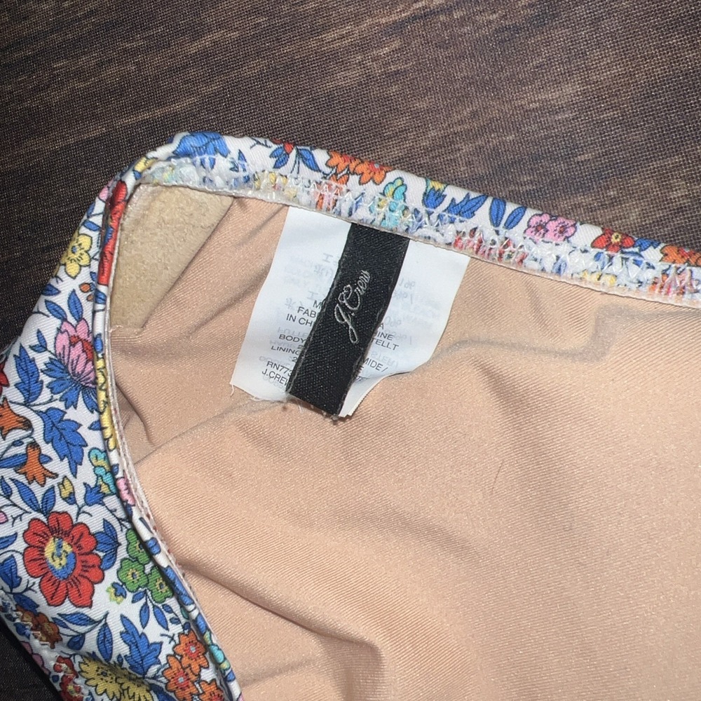 J Crew Women's Bikini Swim Top Size Medium Floral - Picture 4 of 6